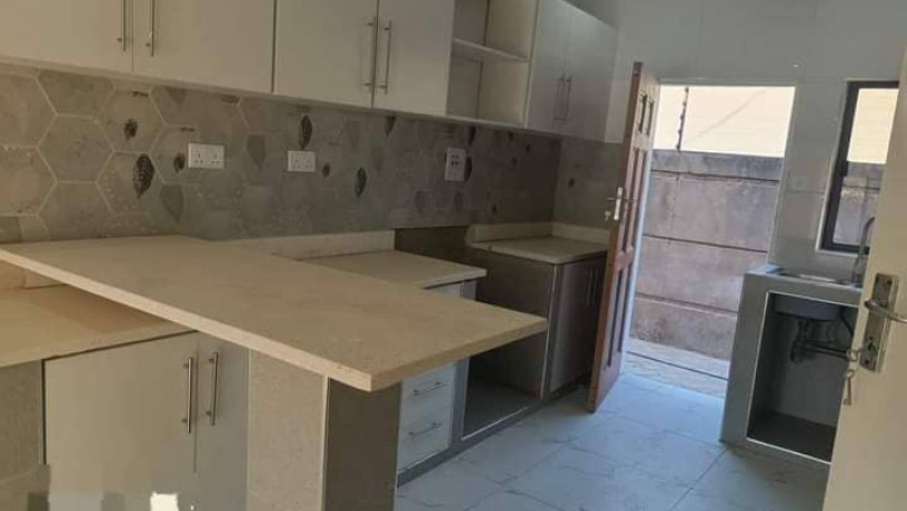 2-bedroom-flat-for-rent-in-chalala-big-2