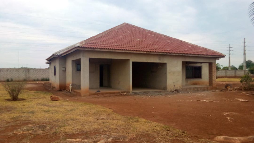 2-bedroom-house-for-sale-in-new-kasama-big-2