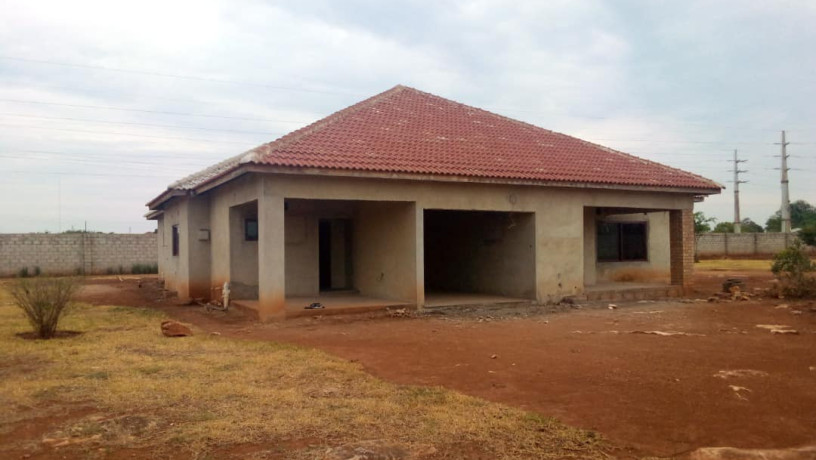 2-bedroom-house-for-sale-in-new-kasama-big-0