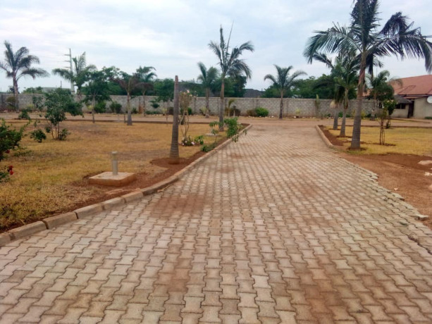 2-bedroom-house-for-sale-in-new-kasama-big-3