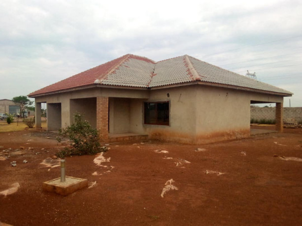 2-bedroom-house-for-sale-in-new-kasama-big-1