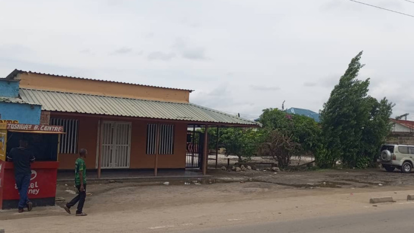 commercial-property-for-sale-on-mungwi-road-big-3