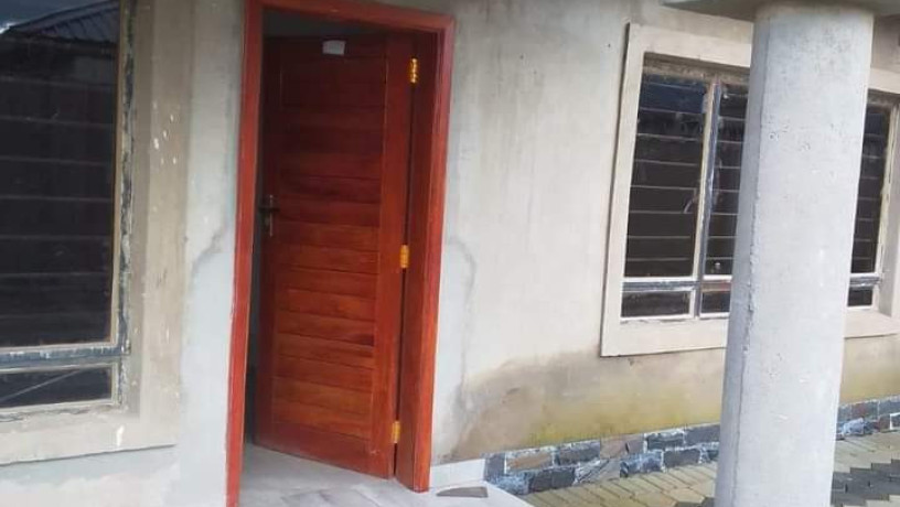 2-bedroom-flat-for-rent-in-chalala-big-1