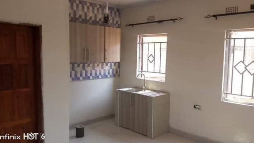 1-bedroom-flat-for-rent-in-chalala-big-0