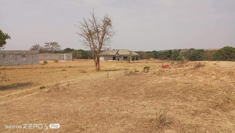 plot-for-sale-in-barlastone-complex-big-3