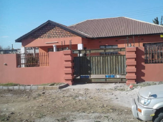 3 Bedroom Standalone House For Sale in Meanwood Mutumbi