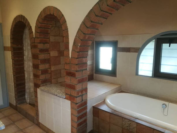 4-bedroom-mansion-for-sale-in-new-kasama-big-3