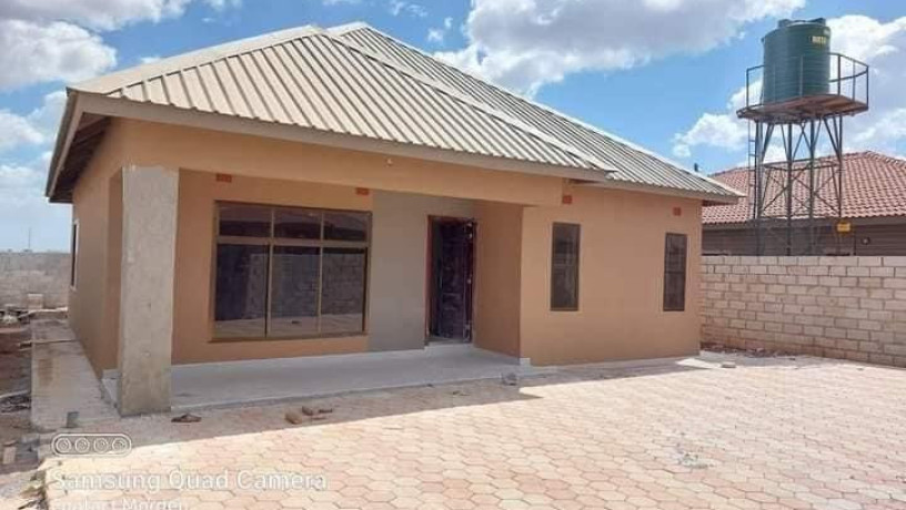 2-bedroom-house-for-sale-in-lilayi-big-0