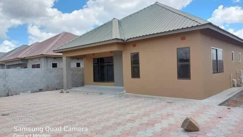 2-bedroom-house-for-sale-in-lilayi-big-5