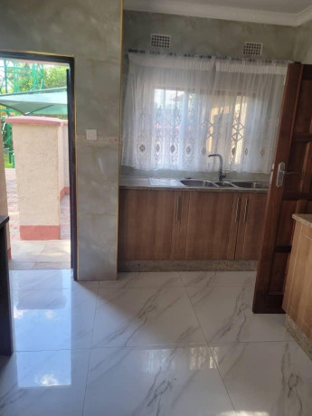 3-bedroom-house-for-rent-in-ibex-hill-big-2