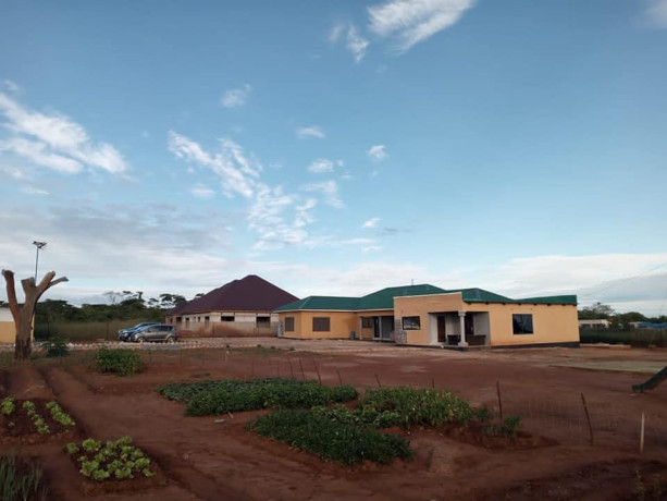 4-bedroom-house-for-sale-in-new-kasama-big-6