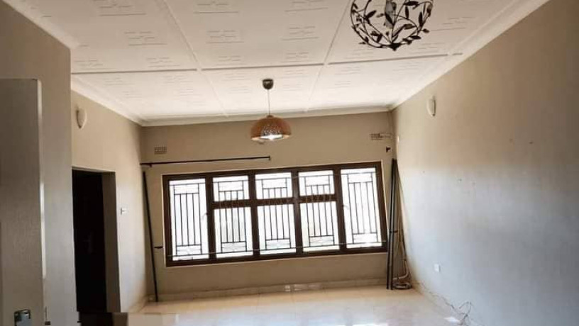 2-bedroom-flat-for-rent-in-chalala-big-6