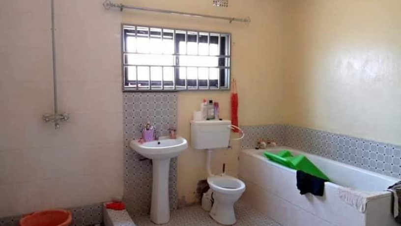 3-bedroom-flat-for-rent-in-chalala-big-1