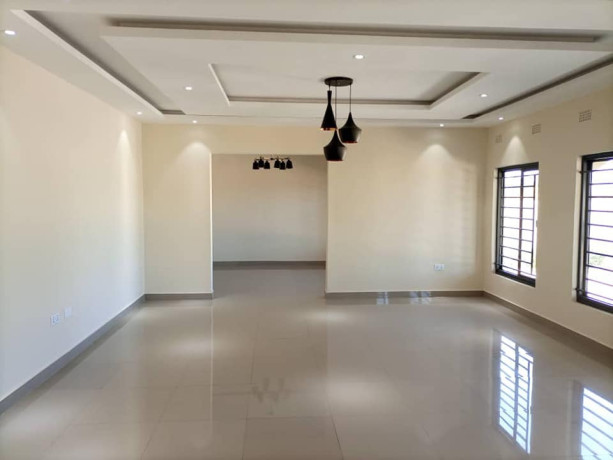 3-bedroom-house-for-sale-in-silverest-big-1