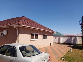 4 Bedroom House For Sale In Lilayi