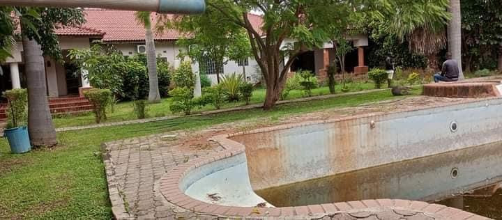 32-bedroom-flats-for-sale-in-longacres-big-4