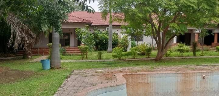 32-bedroom-flats-for-sale-in-longacres-big-0