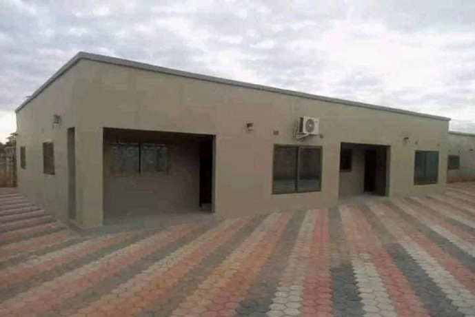 2-bedroom-flat-for-rent-in-ibex-hill-big-5