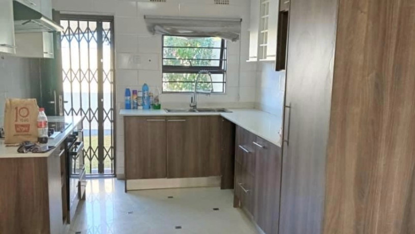 2-bedroom-flat-for-rent-in-chalala-big-3