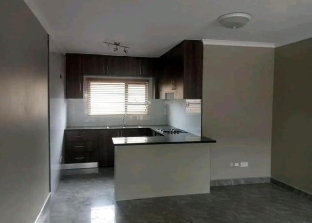 2-bedroom-flat-for-rent-in-ibex-meanwood-big-3