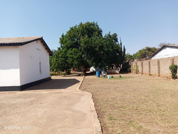 4-bedroom-standalone-house-for-sale-in-woodlands-extension-big-5