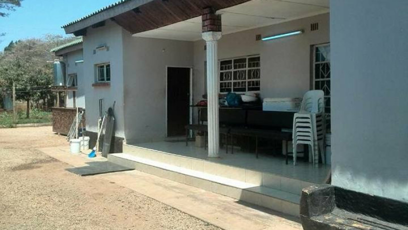 5-bedroom-house-for-sale-in-makeni-big-0