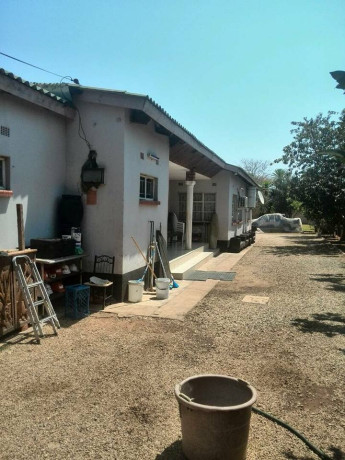 5-bedroom-house-for-sale-in-makeni-big-4