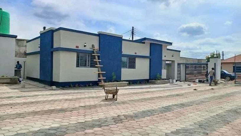 2-bedroom-flat-for-sale-in-lilayi-estate-big-0