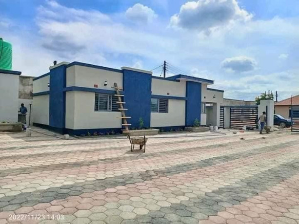 2-bedroom-flat-for-sale-in-lilayi-estate-big-0