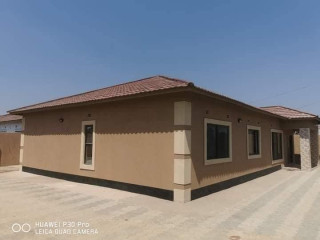 3 Bedroom House For Sale In Chalala