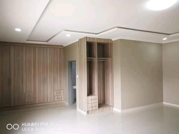 4-bedroom-house-for-sale-in-salama-park-big-3