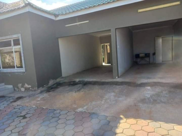 2x3-bedroom-flats-for-sale-in-meanwood-vorna-valley-big-3