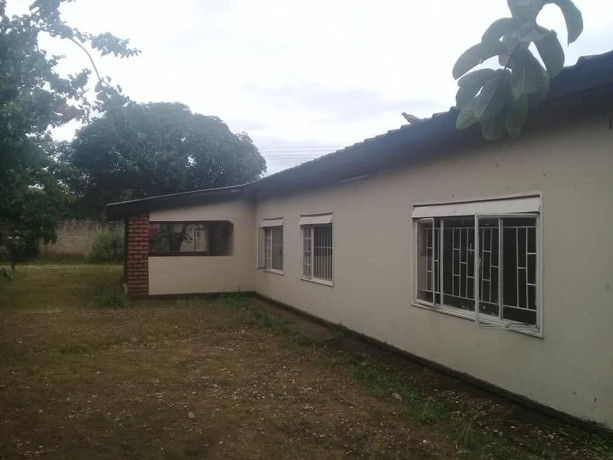 4-bedroom-house-for-sale-in-woodlands-big-5