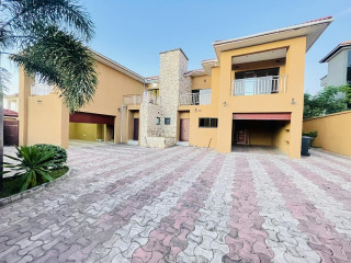 3-bedroom-flat-for-rent-in-roma-park