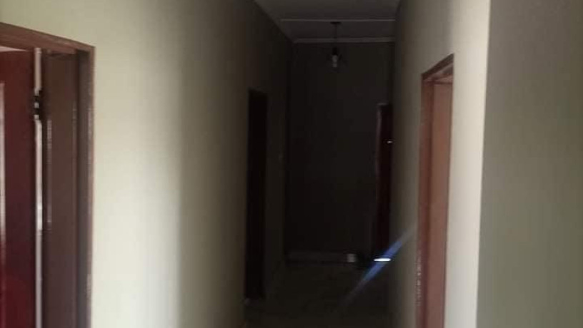 4-bedroom-house-for-rent-in-makeni-big-0