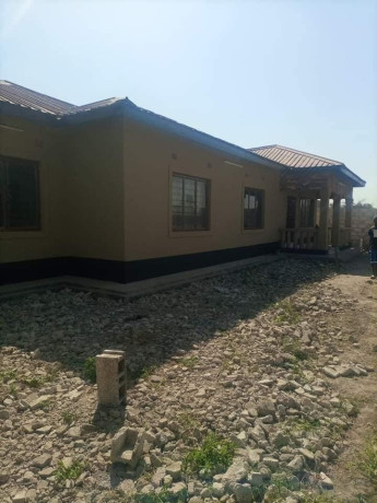4-bedroom-house-for-rent-in-makeni-big-6