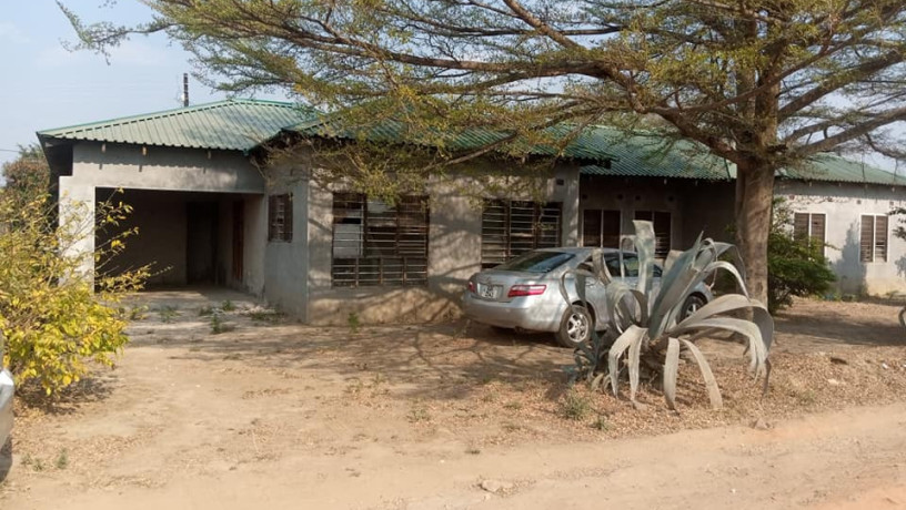 4-bedroom-incomplete-house-for-sale-in-meanwood-ndeke-big-1