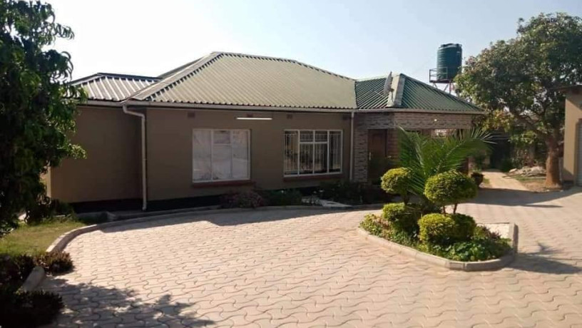 4-bedroom-house-for-sale-in-meanwood-ndeke-big-0