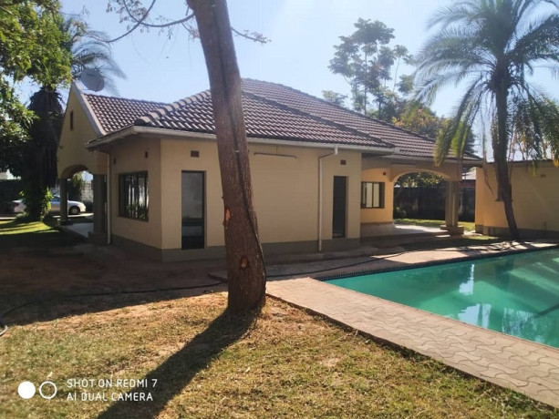 3-bedroom-house-for-rent-in-kabulonga-big-3