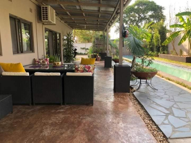 4-bedroom-house-for-sale-in-eureka-park-big-2