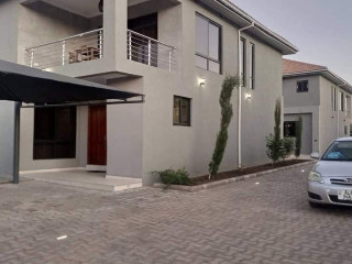 3 Bedroom House For Sale In Ibex Hill