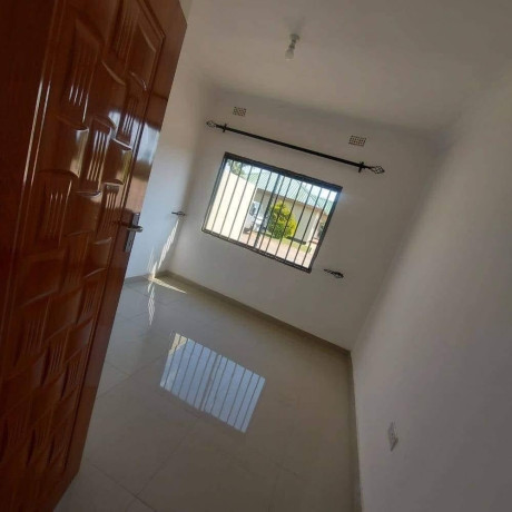 3-bedroom-flat-for-rent-in-ibex-hill-big-1