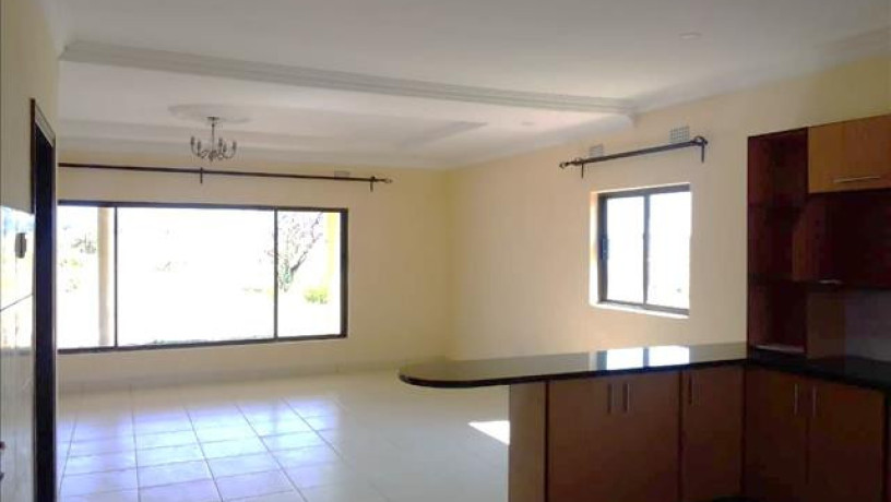 2-bedroom-house-for-rent-in-roan-park-big-1