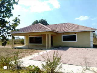 2-bedroom-house-for-rent-in-roan-park