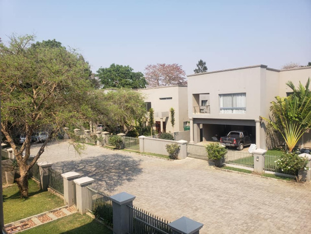3-by-8-apartments-for-sale-in-eureka-park-big-1