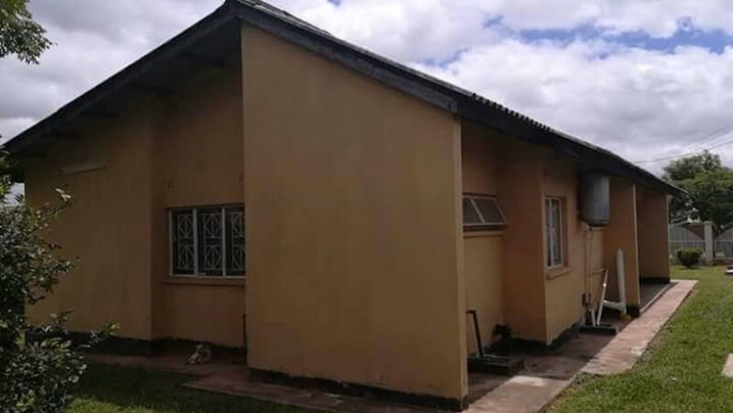 3-bedroom-house-for-sale-in-ibex-hill-big-2