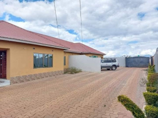 3 Bedroom House For Sale in Chalala