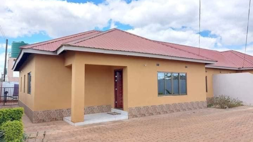 3-bedroom-house-for-sale-in-chalala-big-4