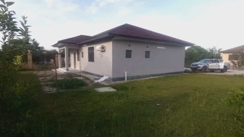 3-bedroom-house-for-sale-in-silverest-big-1