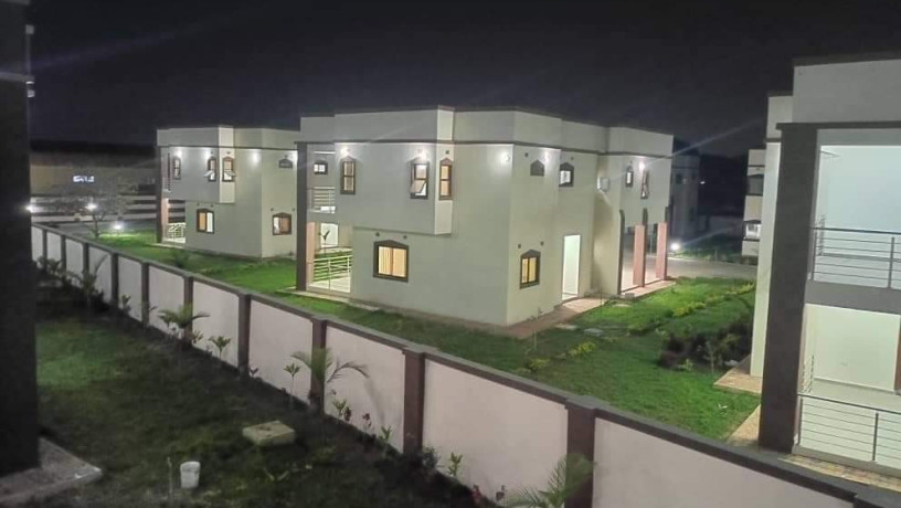 house-for-sale-in-a-gated-estate-in-eureka-park-big-5